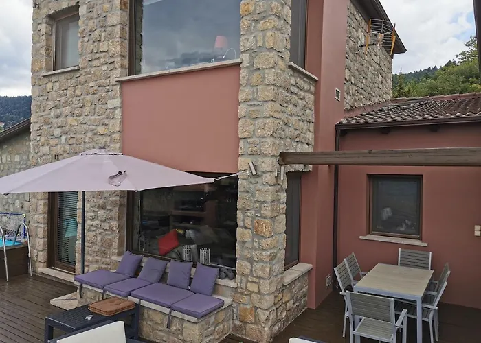 Mountain Stone Villa, Sea & Mountain View At 1150m