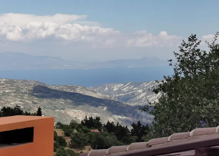 Mountain Stone Villa, Sea & Mountain View At 1150m